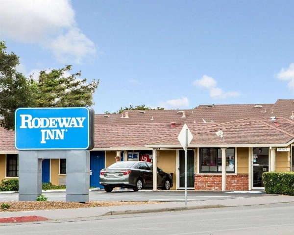 Rodeway Inn Monterey Near Fairgrounds image 5